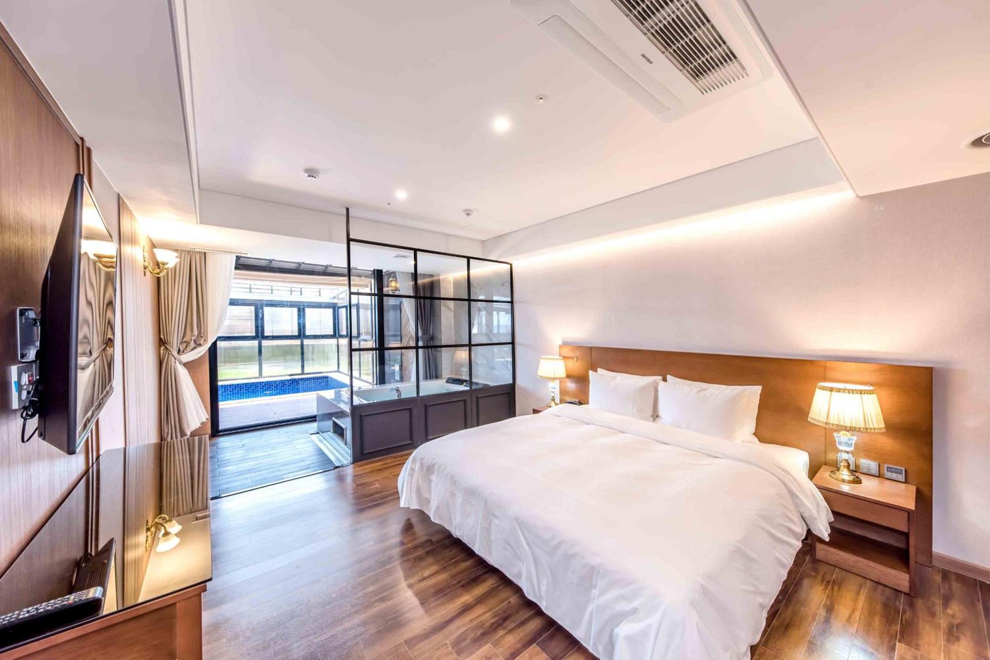 Dyne Oceano Hotel Jeju Esterno foto