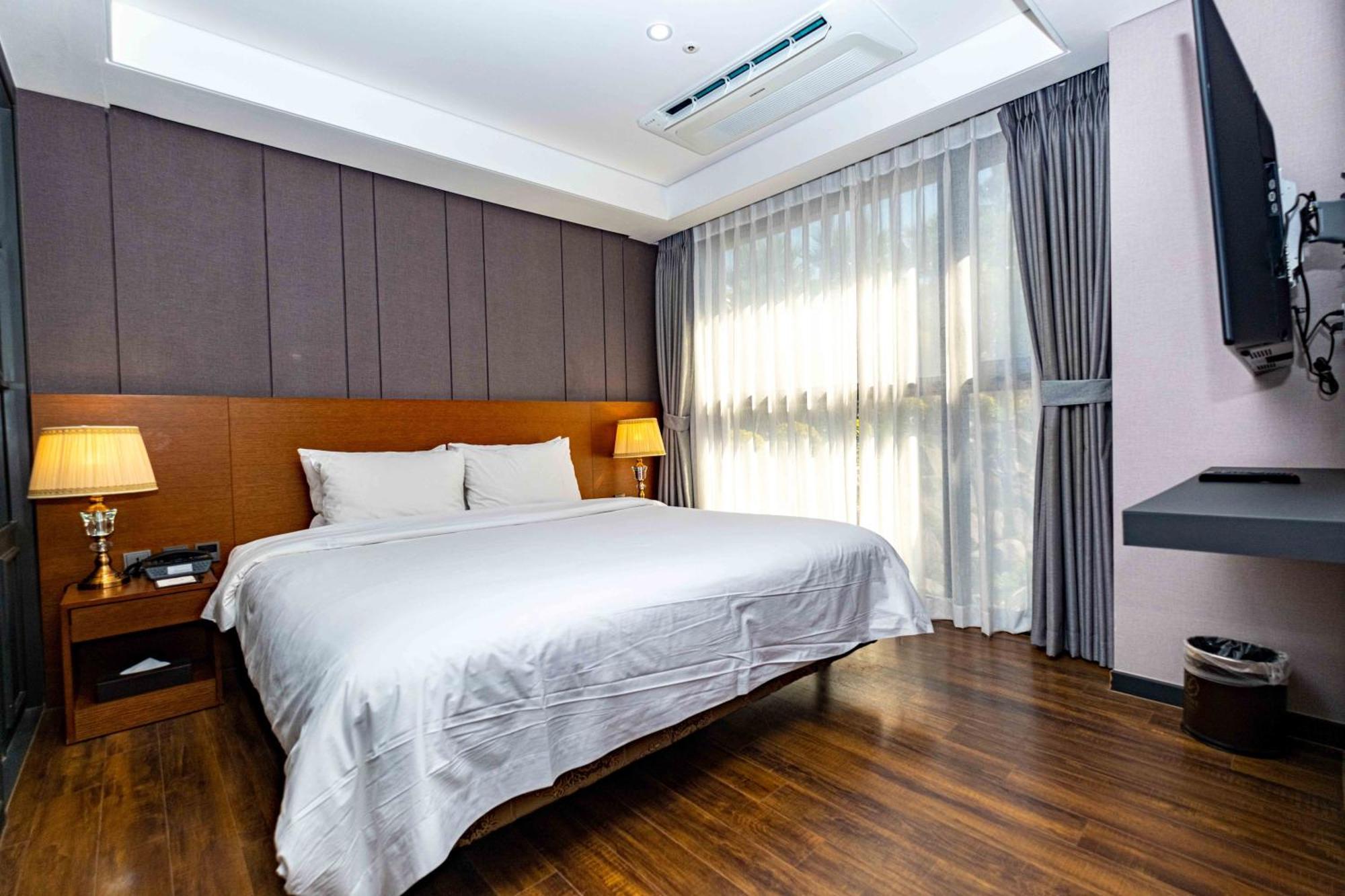 Dyne Oceano Hotel Jeju Esterno foto
