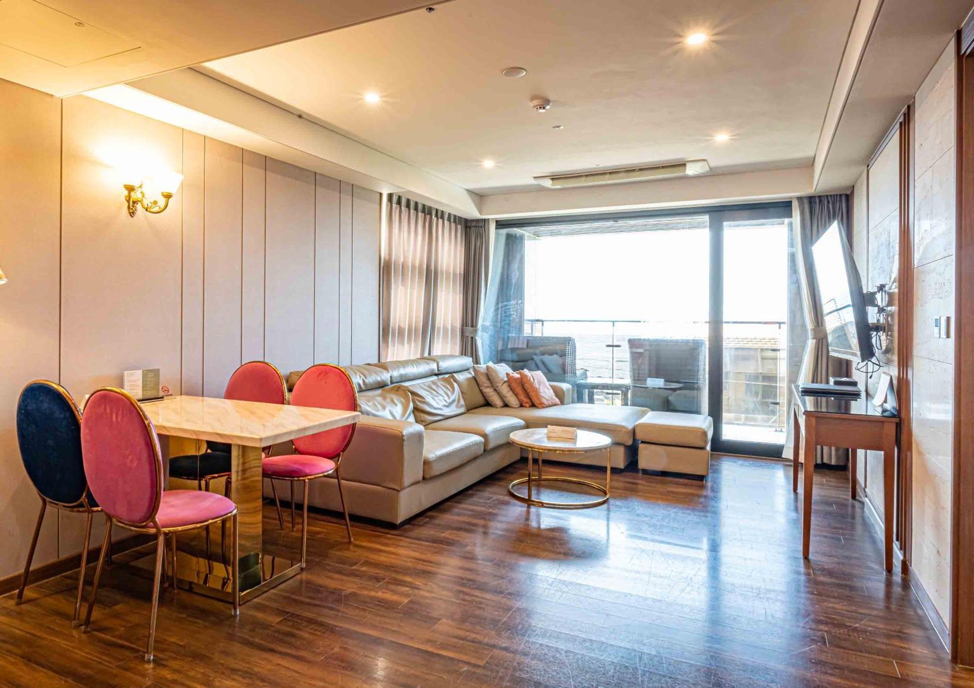Dyne Oceano Hotel Jeju Esterno foto